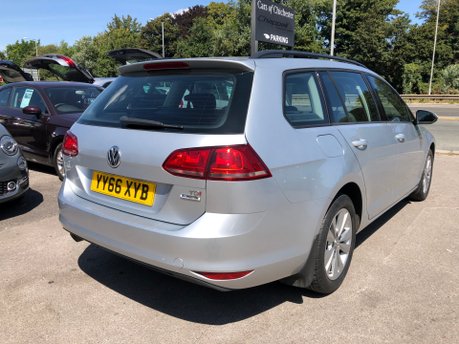Volkswagen Golf SE TDI BLUEMOTION TECHNOLOGY FULL SERVICE HISTORY £20 TO TAX 9