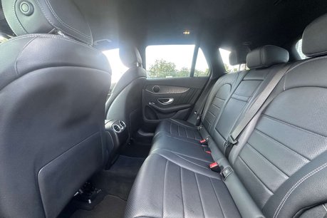 Mercedes-Benz GLC 2.1 GLC220d AMG Line SUV 5dr Diesel G-Tronic 4MATIC Euro 6 (s/s) (170 ps) 22
