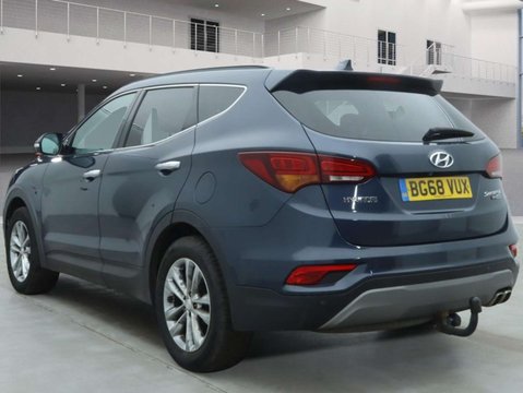Hyundai SANTA FE 2.2 Santa Fe Premium Blue Drive CRDi 4WD 5dr 3