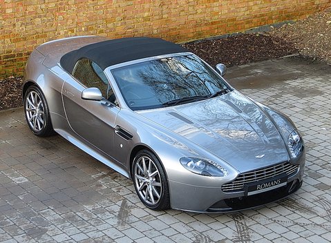 Aston Martin V8 Vantage S Roadster 2