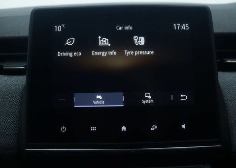 Renault Clio 1.6 Clio Techno E-Tech HEV Auto 5dr 28