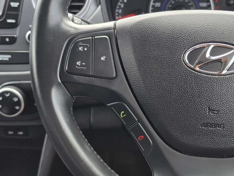 Hyundai i10 1.2 SE Hatchback 5dr Petrol Auto Euro 6 (87 ps) 30