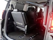 Toyota Alphard 2.5 MPV 2.5 SUV Automatic Petrol 21