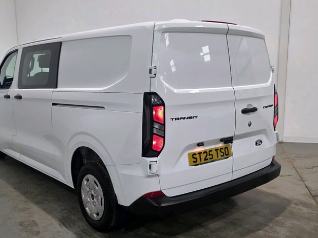 Ford Transit Custom Transit Custom 300L2 2.0 EcoBlue 136ps H1 Double Cab Van Trend 11