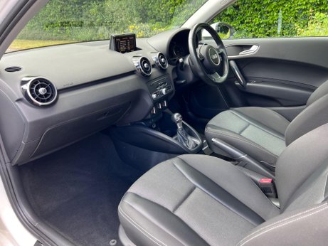 Audi A1 1.0 TFSI Sport S Tronic Euro 6 (s/s) 3dr 19