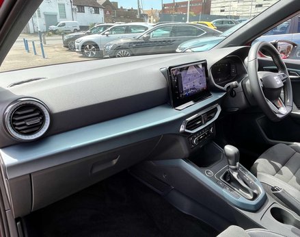 SEAT Arona 1.0 Arona Xperience Lux EcoTSI Semi-Auto 5dr 17
