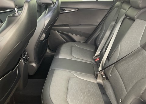 Kia Niro '4' 1.6 GDi PHEV 12