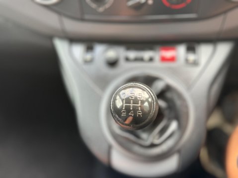 Citroen Berlingo 1.6 HDi 850 Enterprise L1 5dr 18