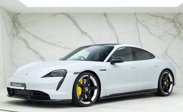 Porsche Taycan Turbo S 6