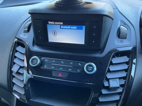 Ford Transit Connect 1.5 240 EcoBlue Limited Auto L2 Euro 6 (s/s) 5dr 23