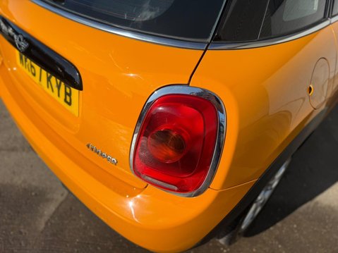 Mini Hatch 1.5 Cooper Euro 6 (s/s) 5dr 22