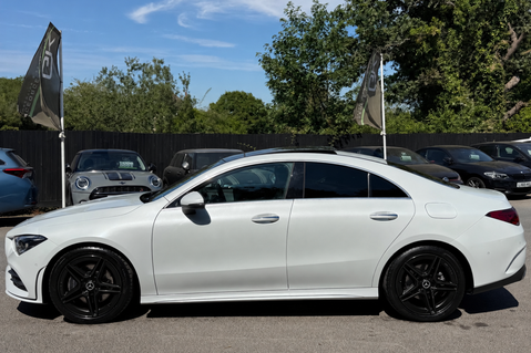 Mercedes-Benz CLA Class CLA 220 D AMG LINE PREMIUM PLUS - PANORAMIC ROOF 9