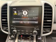 Porsche Cayenne D V6 TIPTRONIC S 18