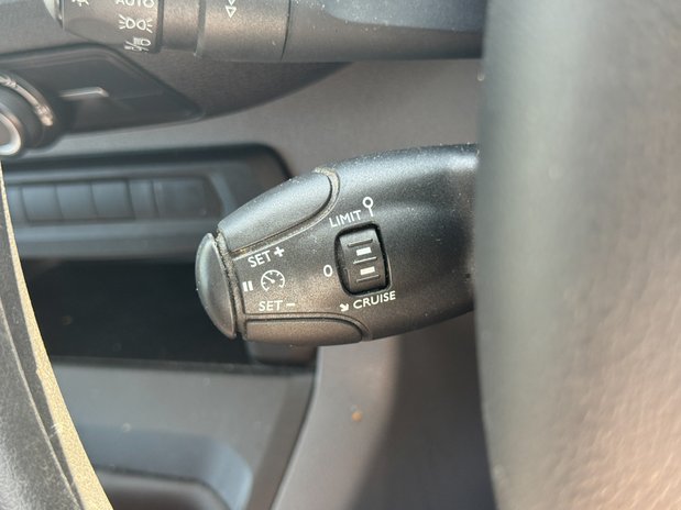 Vauxhall Vivaro SWB L1H1 Low Roof 3100 Air Con Sensors EURO 6 NO V 19