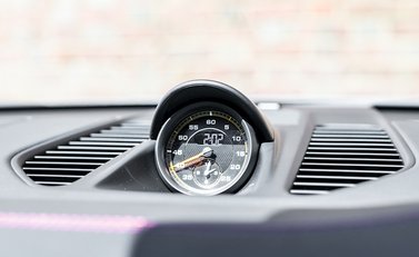Porsche 911 GT3 (991.2) 16