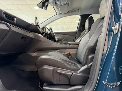 Peugeot 3008 1.6 13.2kWh Allure Premium e-EAT Euro 6 (s/s) 5dr 78
