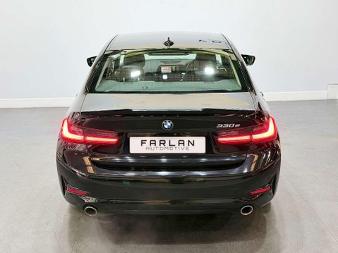 BMW 3 Series 2.0 330e 12kWh Sport Pro Saloon 4dr Petrol Plug-in Hybrid Auto Euro 6 (s/s) 21
