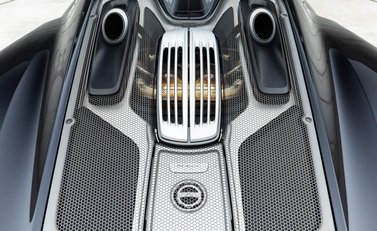 Porsche 918 Spyder 32