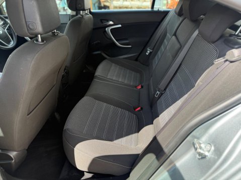Vauxhall Insignia 2.0 CDTi SRi Nav Auto Euro 5 5dr 11