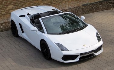 Lamborghini Gallardo LP 560-4 Spyder 4