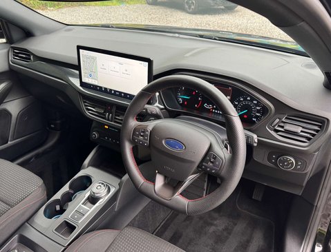 Ford Focus 1.5 Focus ST-Line EcoBlue Auto 5dr 16