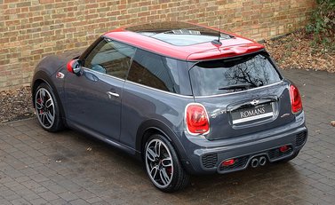 Mini Hatch John Cooper Works 18