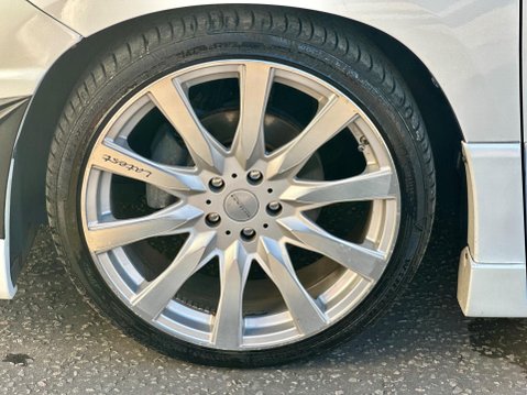 Toyota Vellfire +RARE+GRADE 4+BODY KIT+STUNNING+ 77