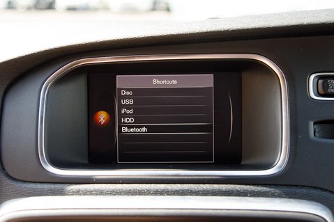Volvo V40 T2 MOMENTUM NAV PLUS 17