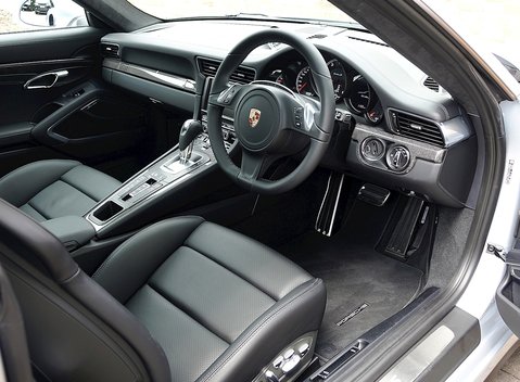Porsche 911 (991) Turbo S 14