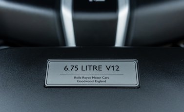 Rolls-Royce Cullinan Black Badge 44