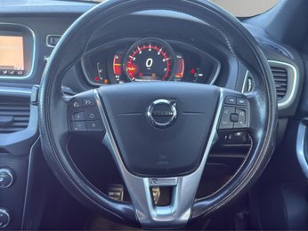 Volvo V40 2.0 T2 R-Design Nav Plus Euro 6 (s/s) 5dr
