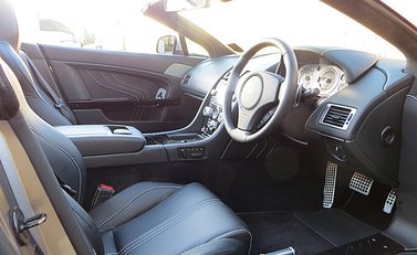 Aston Martin V8 Vantage S Roadster 8