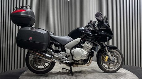 Honda CB 2010 ONLY 30K FUEL EXHAUSTS FULL LUGGAGE 1000CC TOURER 1
