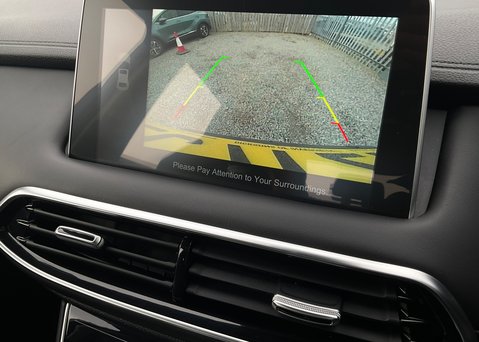 MG HS 1.5 T-GDI EXCLUSIVE 19