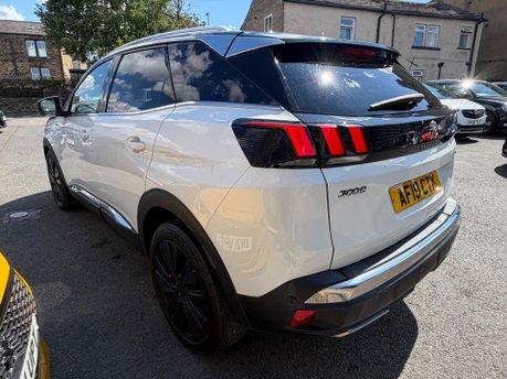 Peugeot 3008 BLUEHDI S/S GT LINE PREMIUM 6
