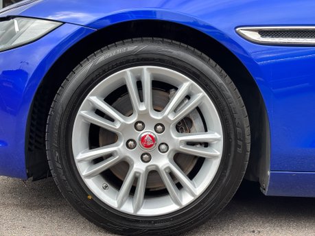 Jaguar XE 2.0i Prestige Saloon 4dr Petrol Auto Euro 6 (s/s) (200 ps) 4