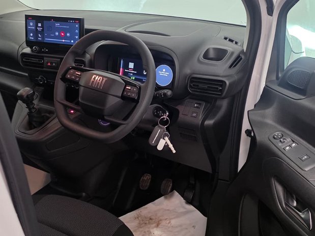 Fiat Doblo Doblo L1 1.5 MultiJet 100 H1 Van Plus 16