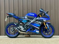 Yamaha R125 (YZF 125-A) 1