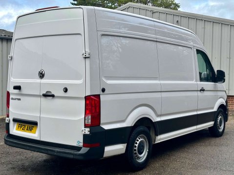 Volkswagen Crafter 2.0 TDI CR35 Trendline FWD MWB High Roof Euro 6 (s/s) 5dr 5