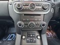 Land Rover Discovery 3.0 Discovery SE Tech SDV6 Auto 4WD 5dr 35