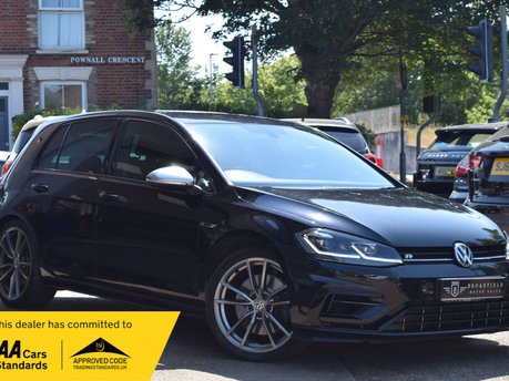 Volkswagen Golf 2.0 Golf R TSi 4WD 5dr