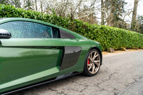 Audi R8 V10 PERFORMANCE EDITION. RWD. SONOMA GREEN. CARBON EXT. FULL PPF. B&O. 9