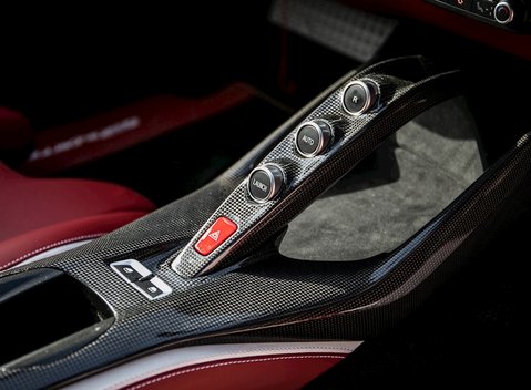 Ferrari 812 Superfast 20