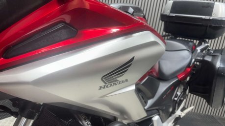 Honda NC750X DCT 2017 ONLY 17K AUTO FULL LUGGAGE 750CC A2 33