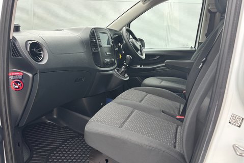 Mercedes-Benz Vito 114 Progressive L2 Panel Van - Air Con / Rear Camera 17