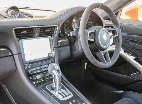 Porsche 911 (991) GT2 RS 14