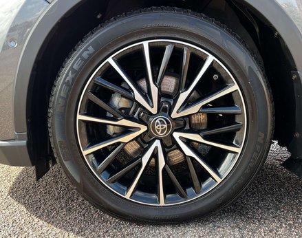 Toyota C-HR 2.0 C-HR Excel HEV CVT 5dr 13