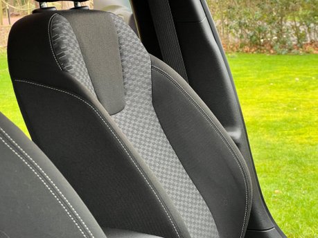 Vauxhall Astra SRI ECOFLEX S/S 17