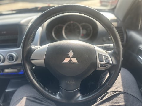 Mitsubishi L200 DI-D 4X4 CHALLENGER LB DCB 9