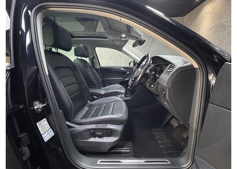 Volkswagen Tiguan 2.0 TDI SEL SUV 5dr Diesel DSG 4Motion Euro 6 (s/s) (150 ps) 31